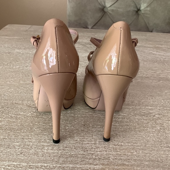 Gucci Patent Leather Shoes - Picture 3 of 11